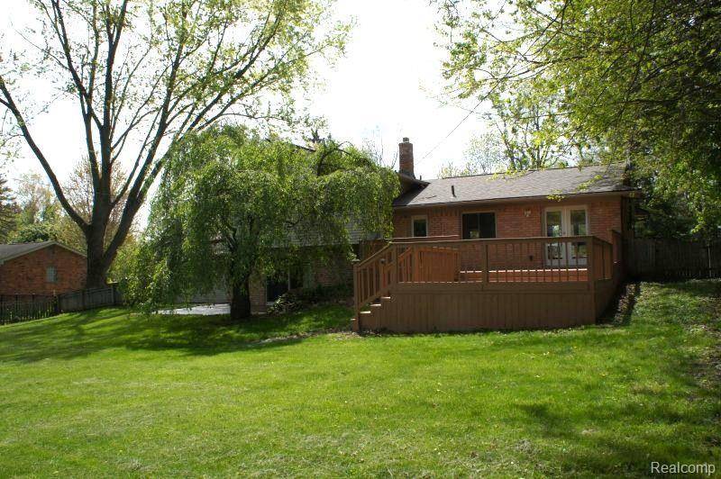 Bloomfield Hills, MI 48302,1616 MARK HOPKINS Road
