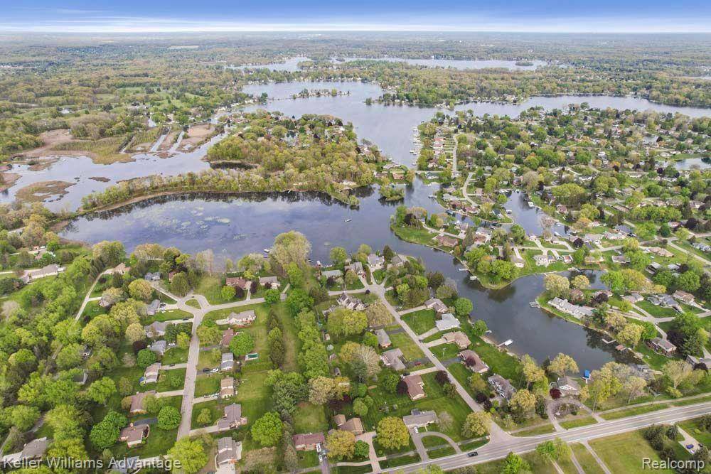 Highland, MI 48356,1184 CRAVEN Drive