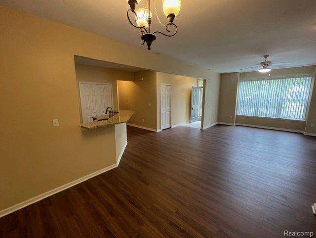 Sterling Heights, MI 48313,13383 FOREST RIDGE Boulevard