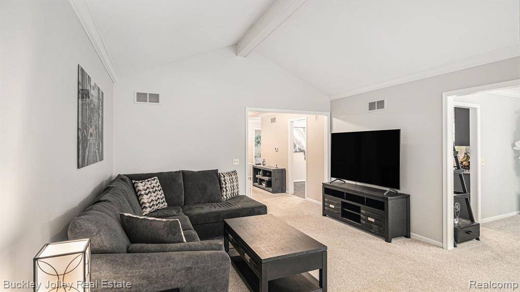 Brighton, MI 48116,4659 PINE EAGLES Drive