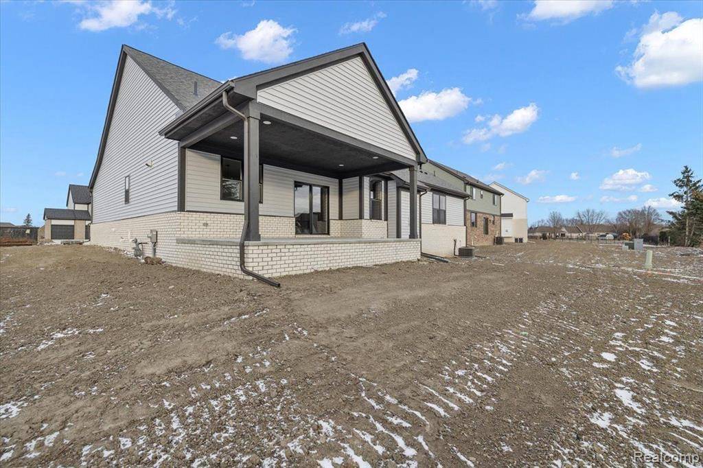 Chesterfield, MI 48047,28327 Nadia Lane