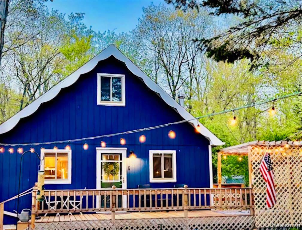 Roscommon, MI 48653,504 BEACON Lane