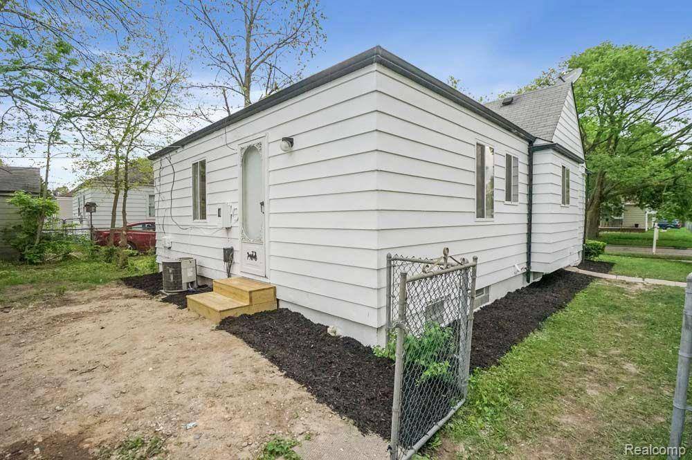 Pontiac, MI 48340,620 2ND Avenue