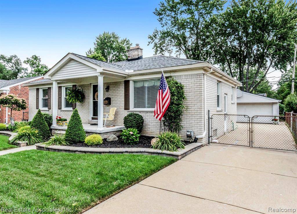 Livonia, MI 48150,11326 Loveland Street