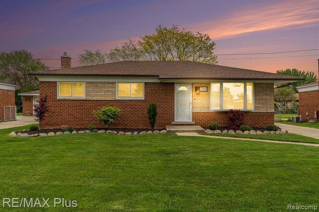 Sterling Heights, MI 48312,33466 BROWNLEA Drive