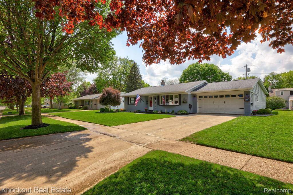 Frankenmuth, MI 48734,330 N HAAS Street