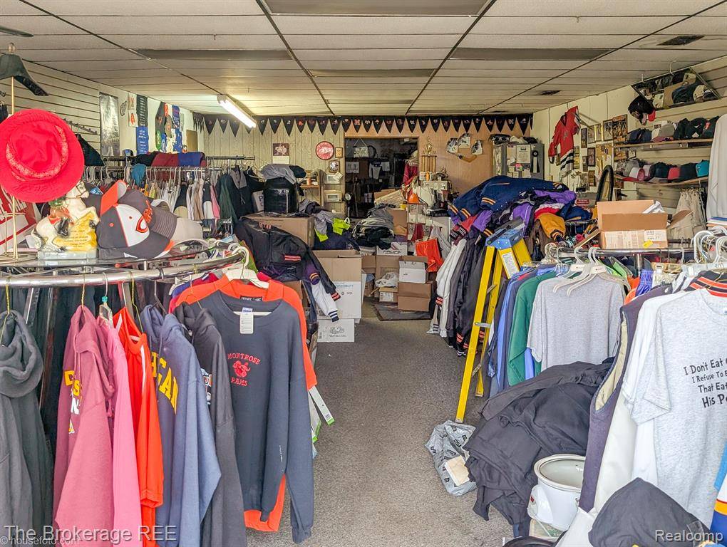 Clio, MI 48420,139 W VIENNA Street