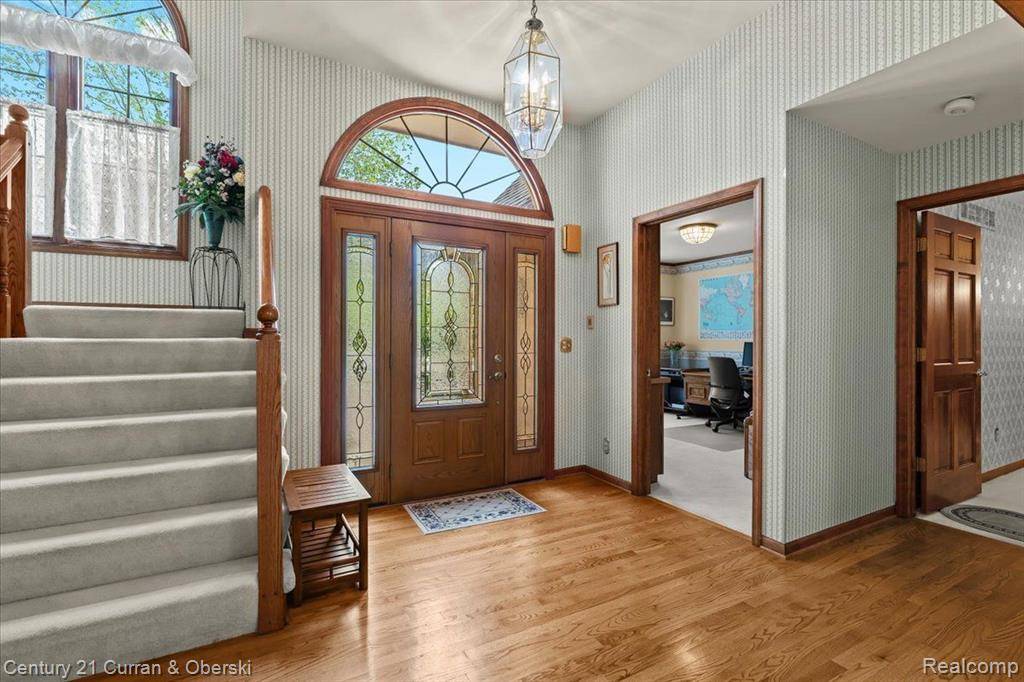 Novi, MI,46890 CIDER MILL Drive