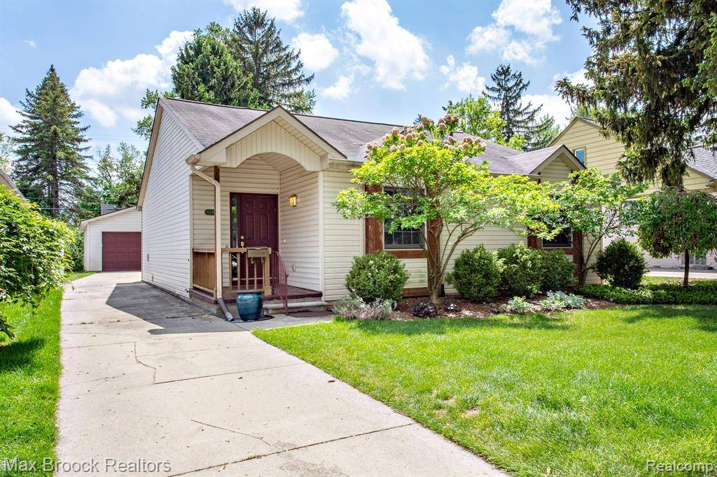 Huntington Woods, MI,10795 KINGSTON Avenue