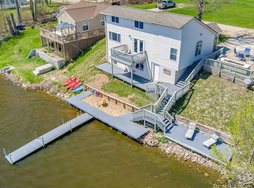 Prescott, MI 48756,3164 HARDWOOD HEIGHTS Road