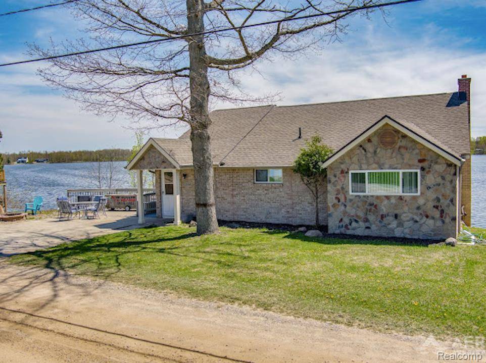 Prescott, MI 48756,3164 HARDWOOD HEIGHTS Road