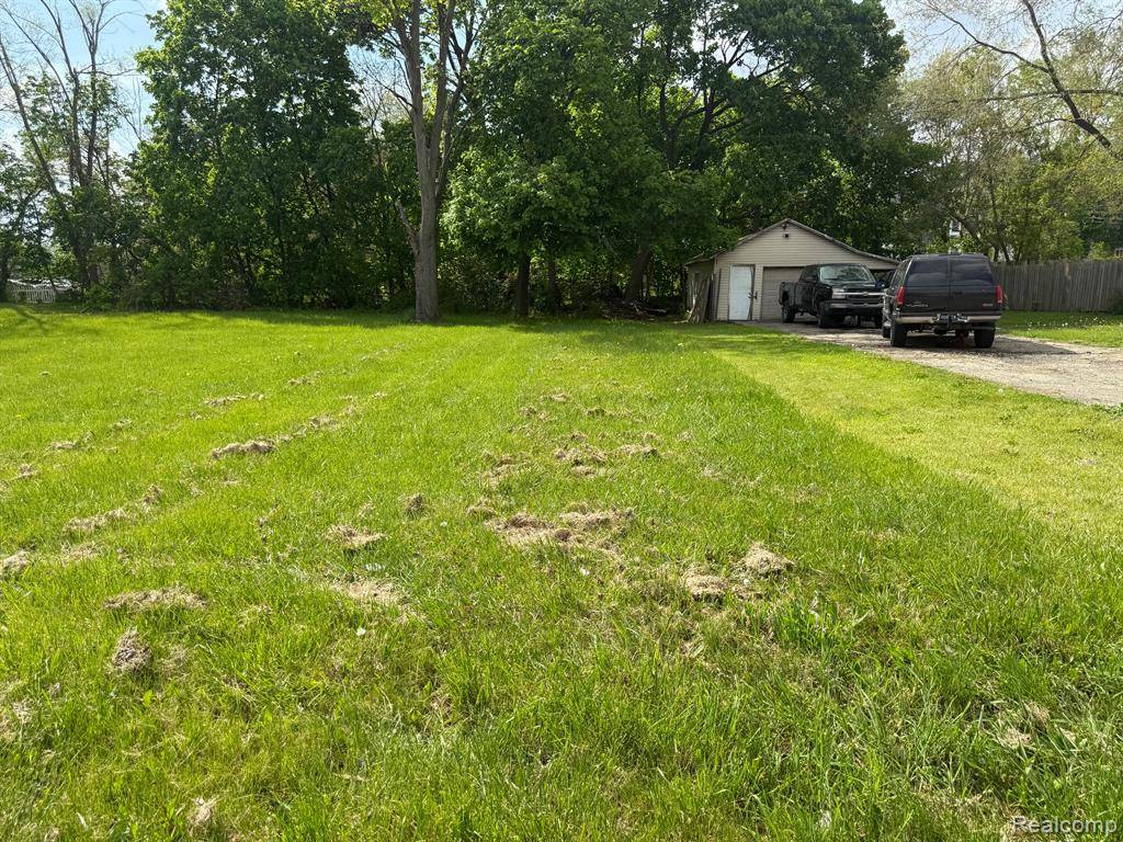 Pontiac, MI 48342,353 N PERRY Street