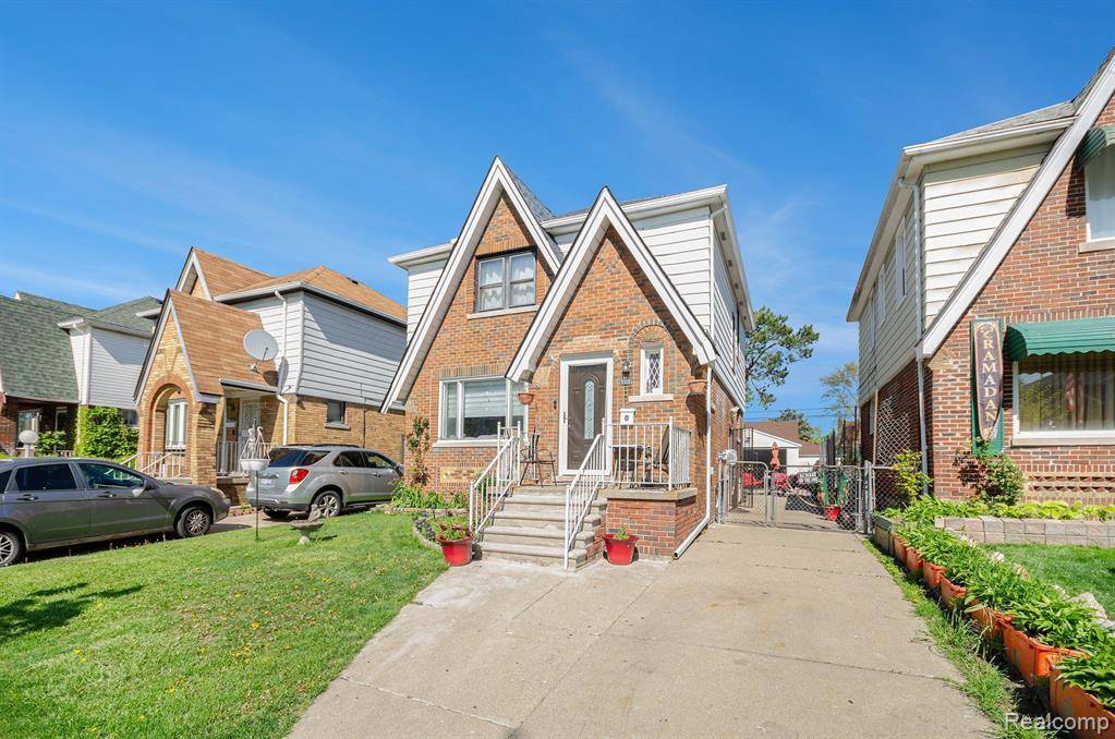 Dearborn, MI 48126,6416 HARTWELL Street