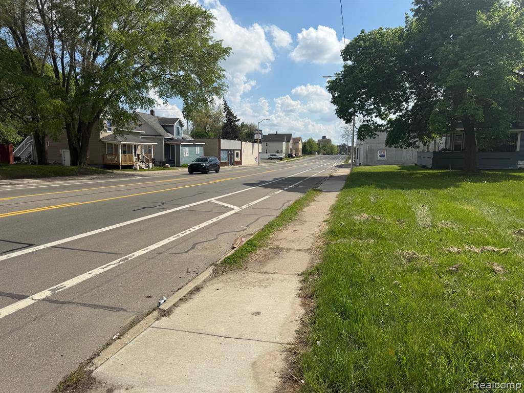 Pontiac, MI 48342,349 N PERRY Street