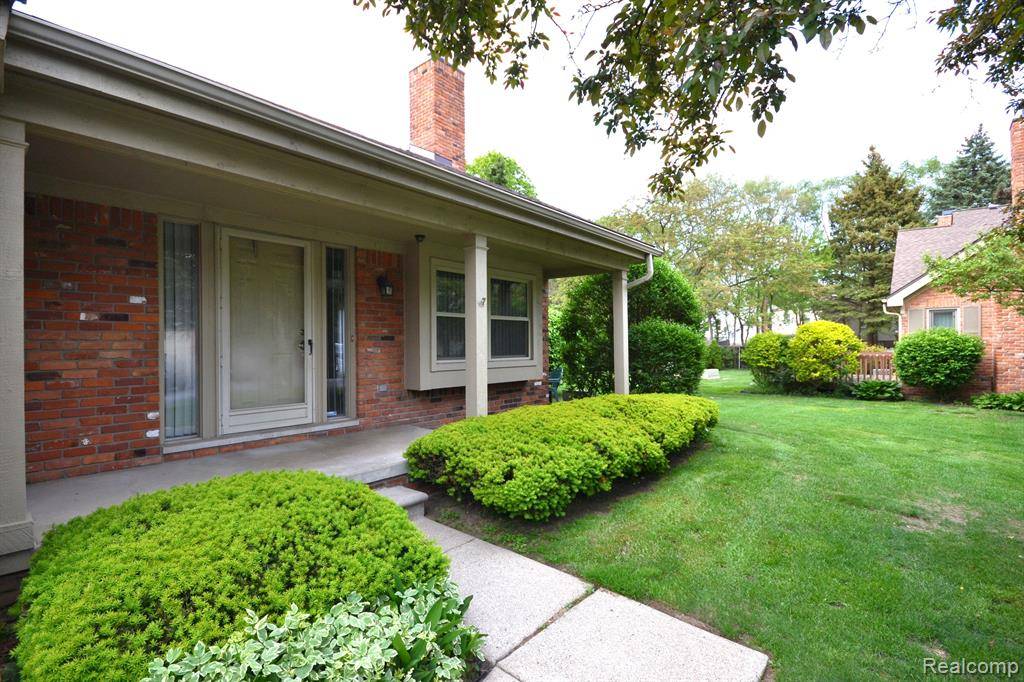Dearborn, MI 48124,2 CORNELL Court