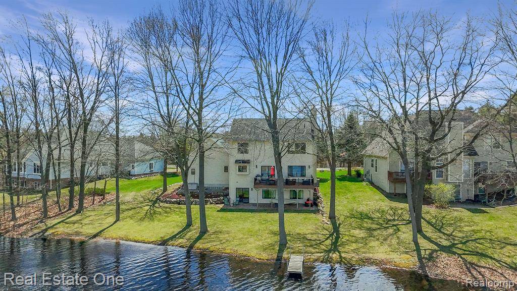 Lake Orion, MI 48362,358 Orchard Ridge Drive