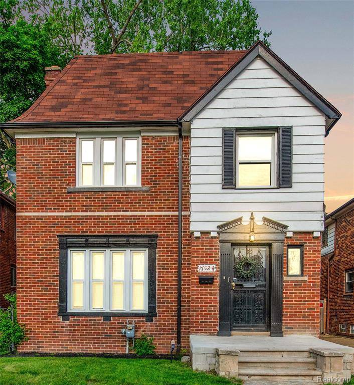 Detroit, MI 48221,17524 WOODINGHAM Drive