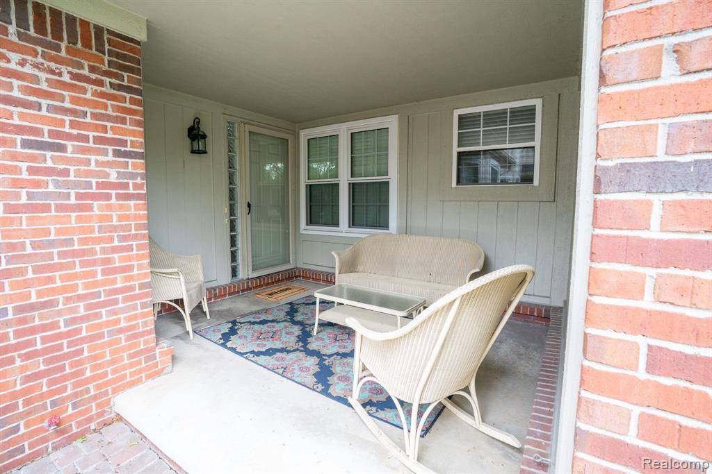 Southgate, MI 48195,16637 CLUB Drive