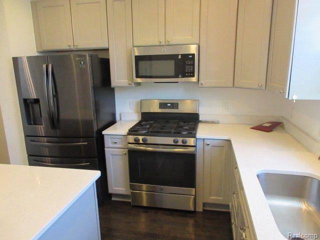 Wixom, MI,3147 CHAMBERS W