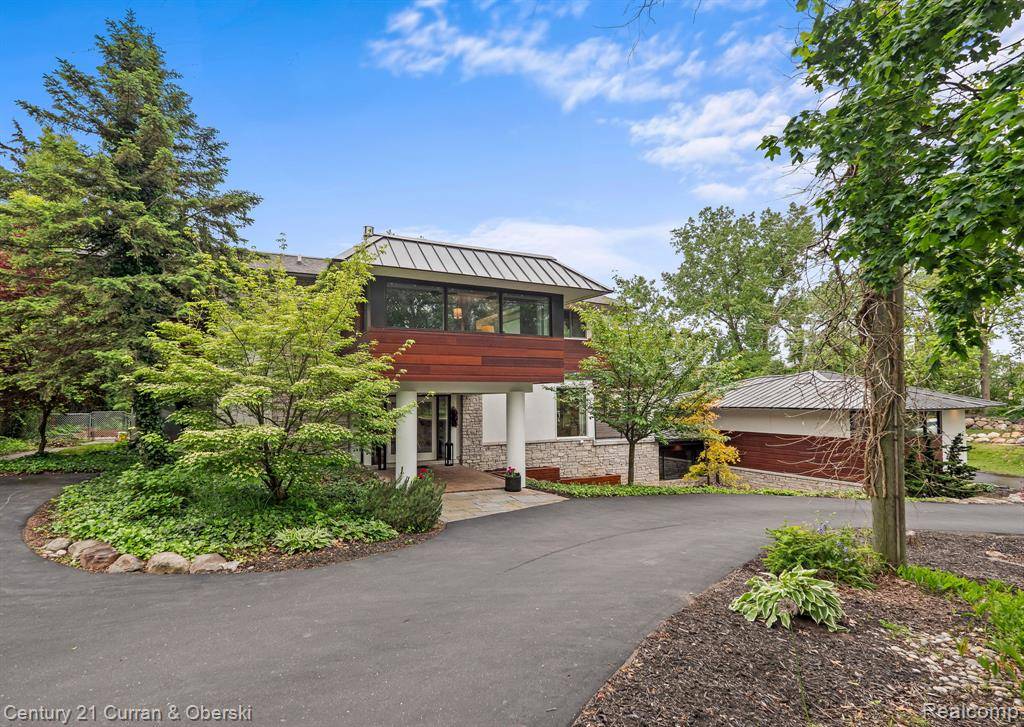 Bloomfield Hills, MI 48302,1985 LONE PINE Road