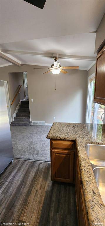 Linden, MI 48451,814 MURPHY Court