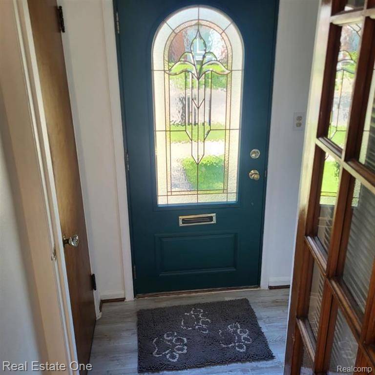 Detroit, MI 48219,19121 CURTIS Street