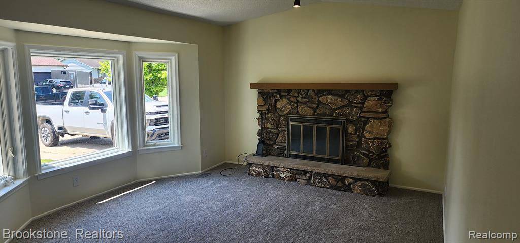 Swartz Creek, MI 48473,9272 ELAINE Drive