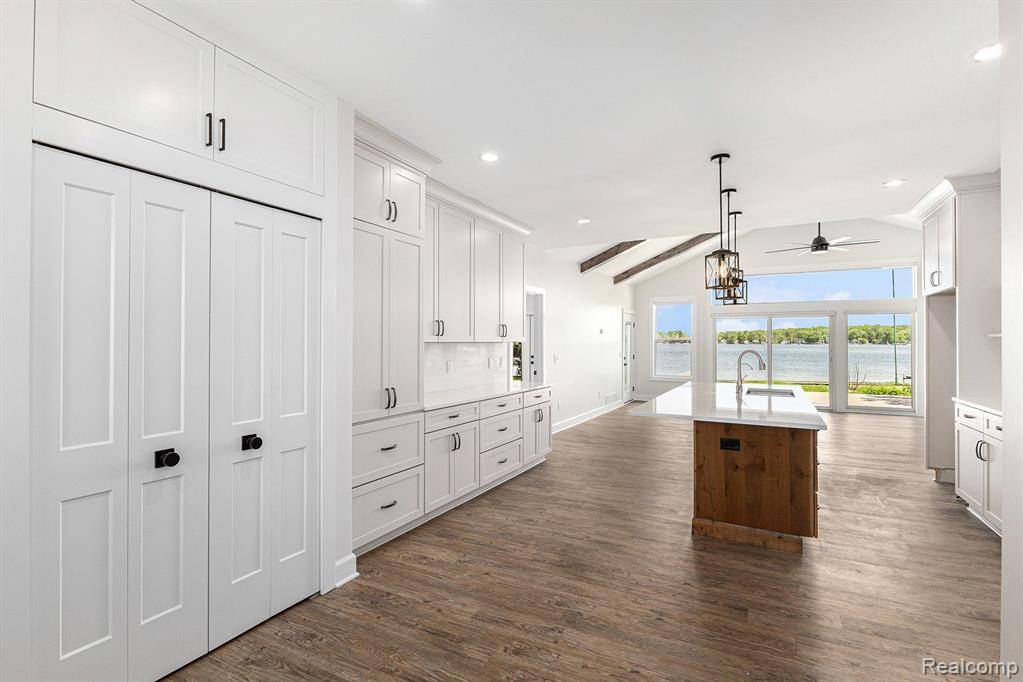 Lakeland, MI,9693 BEVERLY Drive