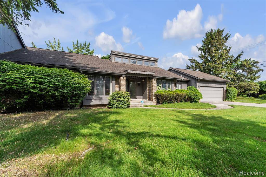West Bloomfield, MI,5520 RIDGEWOOD