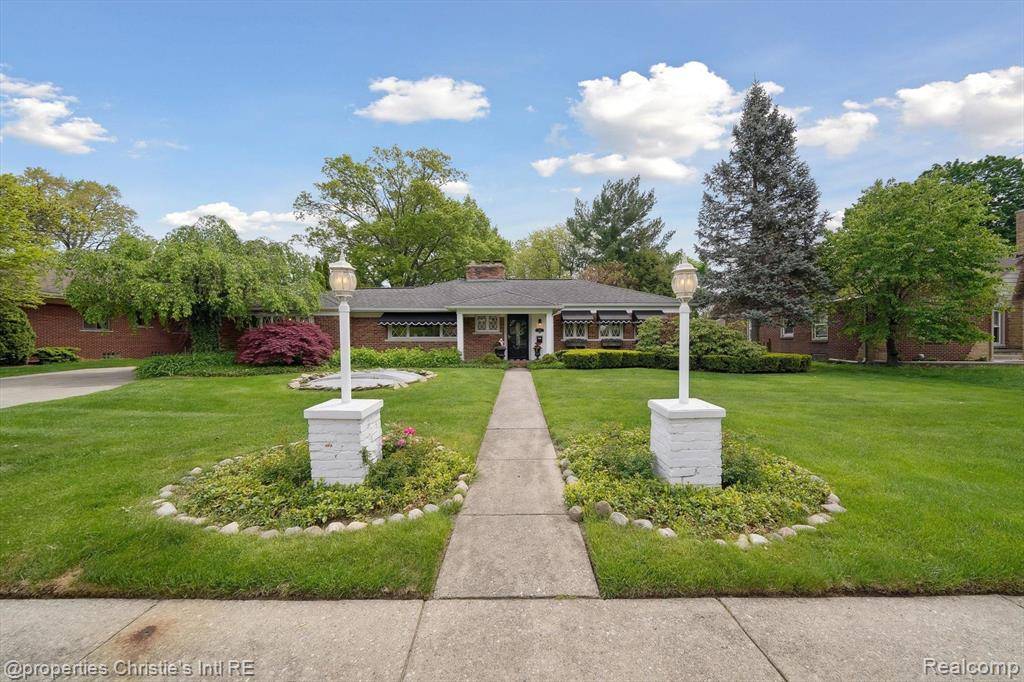 Dearborn, MI 48124,511 S GULLEY Road