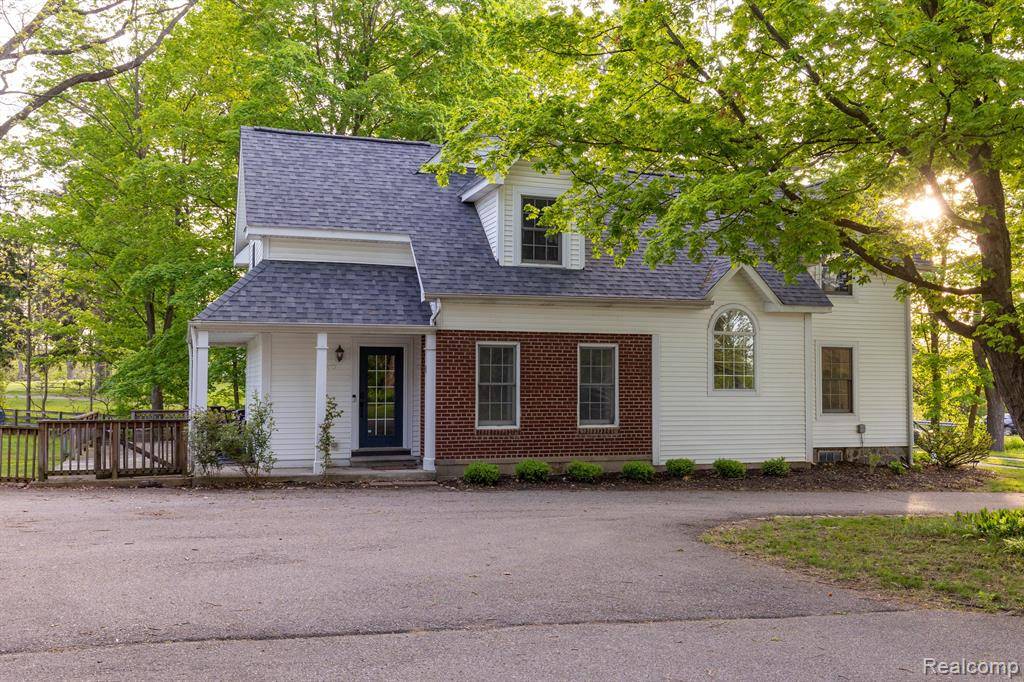 Grand Blanc, MI 48439,5100 PERRY Road