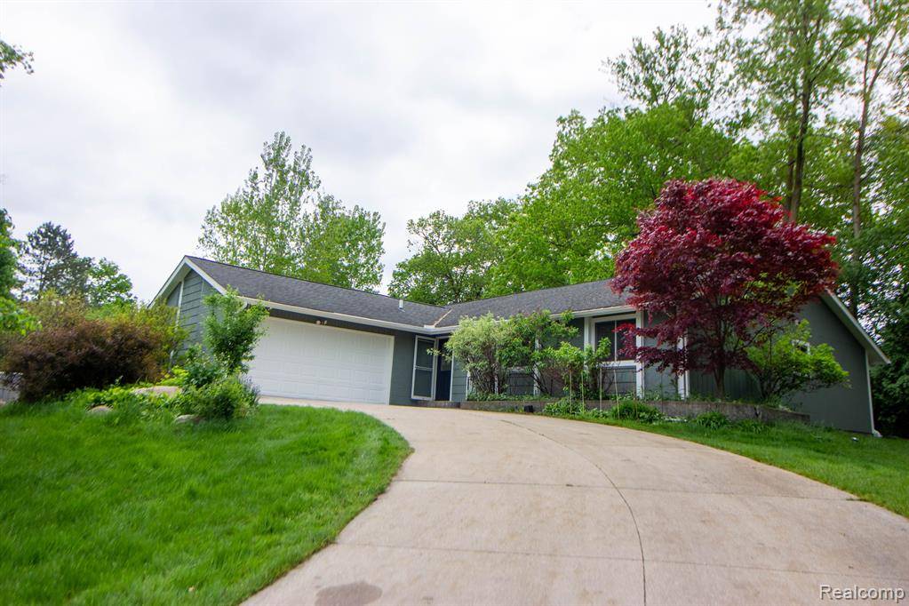 West Bloomfield, MI,5107 CHESTERSHIRE CT