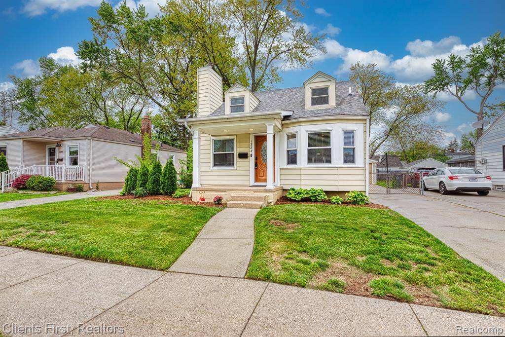 Berkley, MI 48072,1384 CAMBRIDGE Road