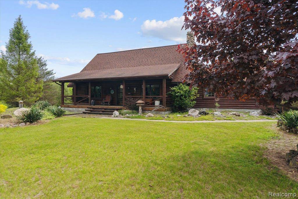 Davison, MI 48423,5114 N OAK Road