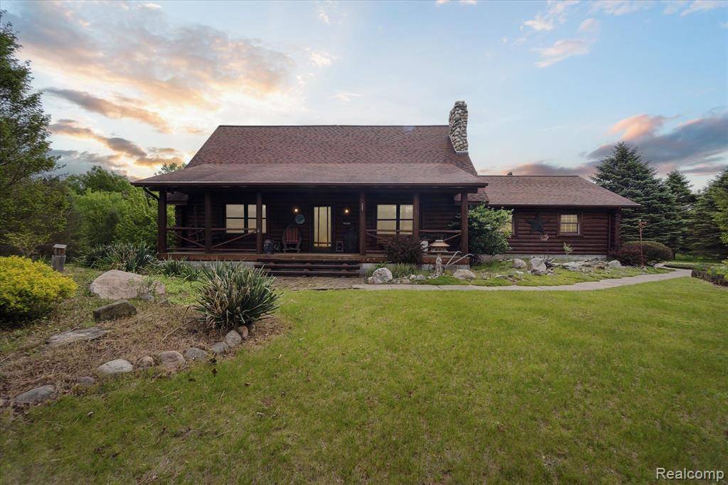 Davison, MI 48423,5114 N OAK Road