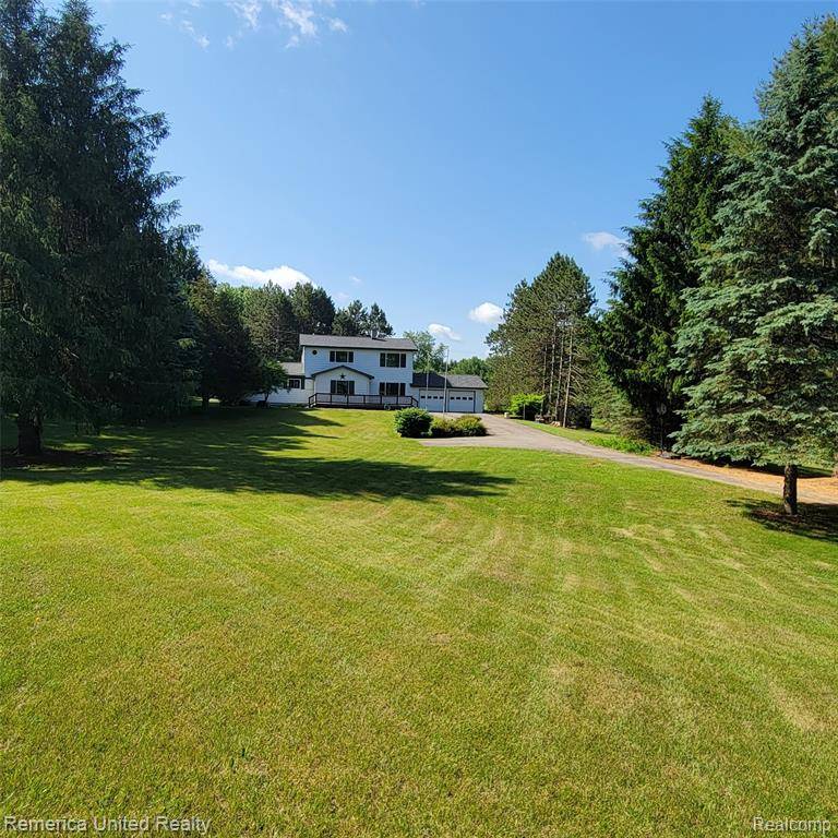 Pinckney, MI 48169,400 E SCHAFER Road