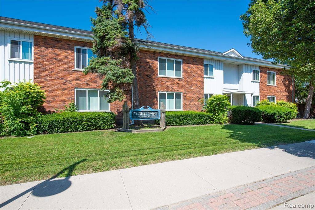 Saint Clair Shores, MI 48081,25885 Jefferson Avenue