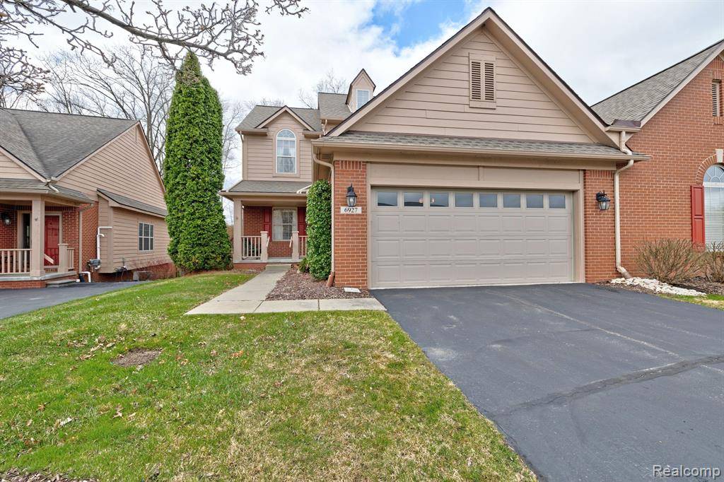 Clarkston, MI,6927 STONEWOOD Place