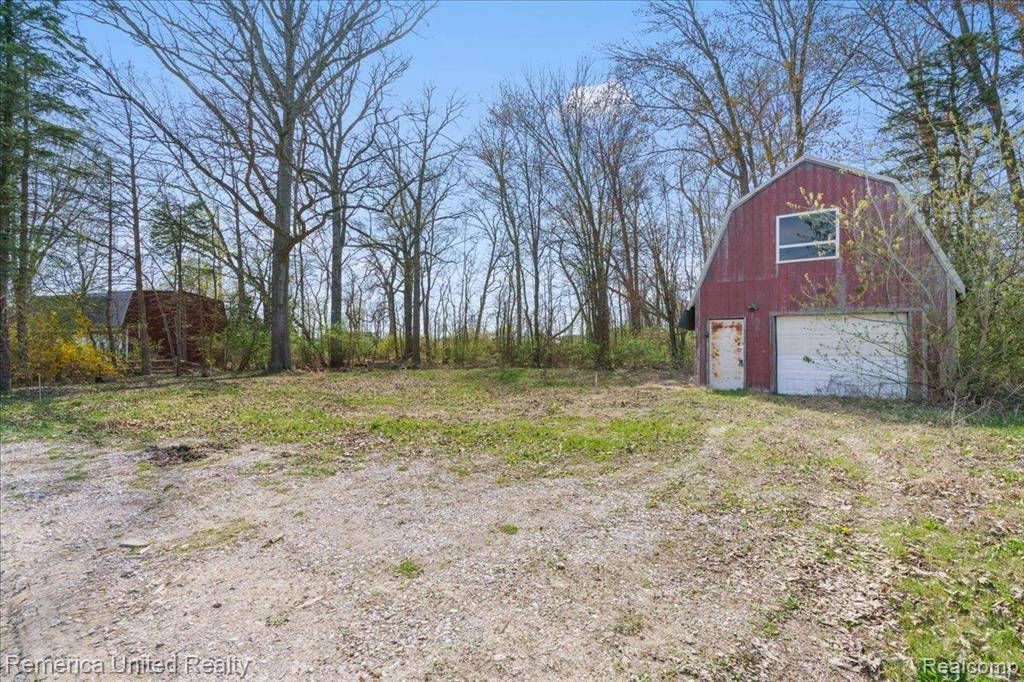 Pinckney, MI 48169,9623 Winston Road