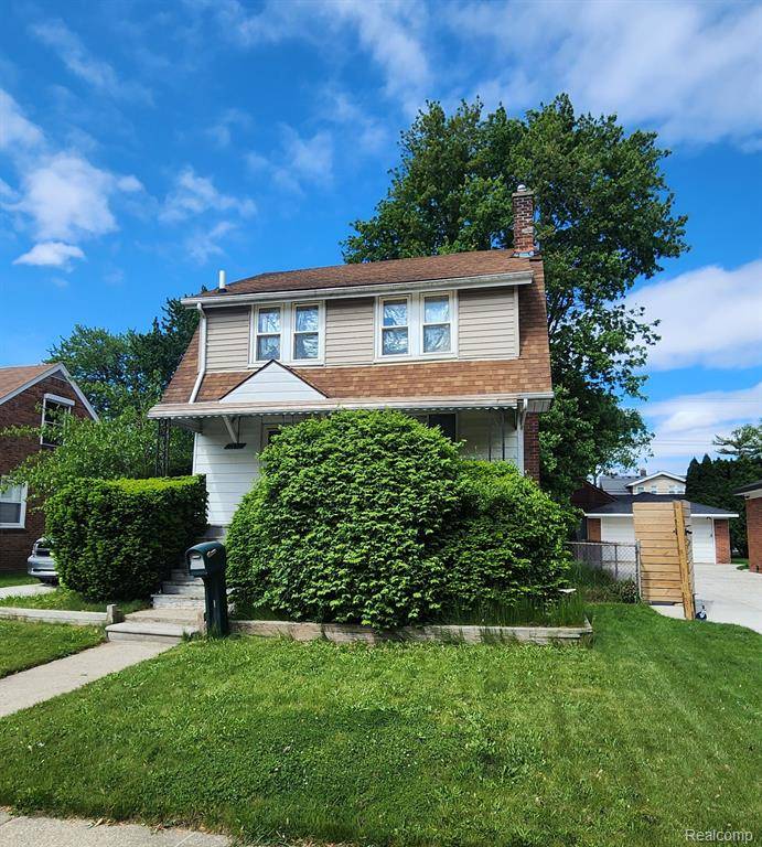 Eastpointe, MI 48021,22045 ELMWOOD Avenue