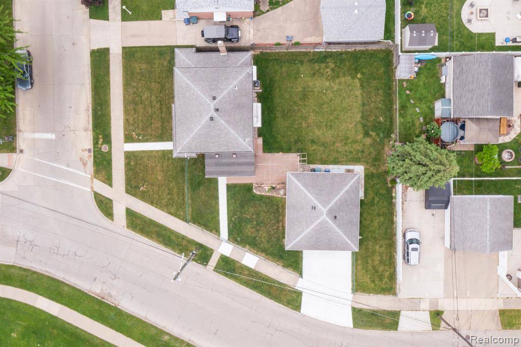 Lincoln Park, MI 48146,2070 MEYER Court