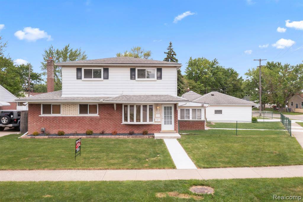 Lincoln Park, MI 48146,2070 MEYER Court