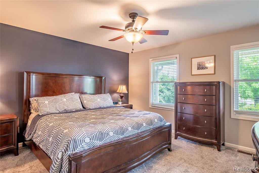 Howell, MI 48843,9863 WYNBROOK Lane