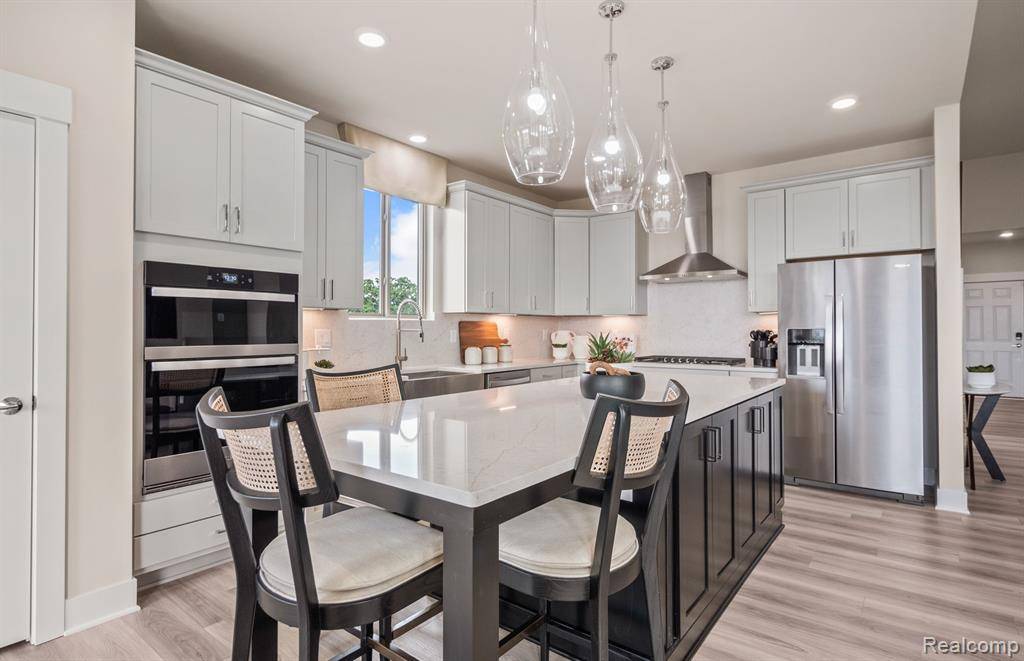 Ann Arbor, MI 48108,868 KELPIE Drive