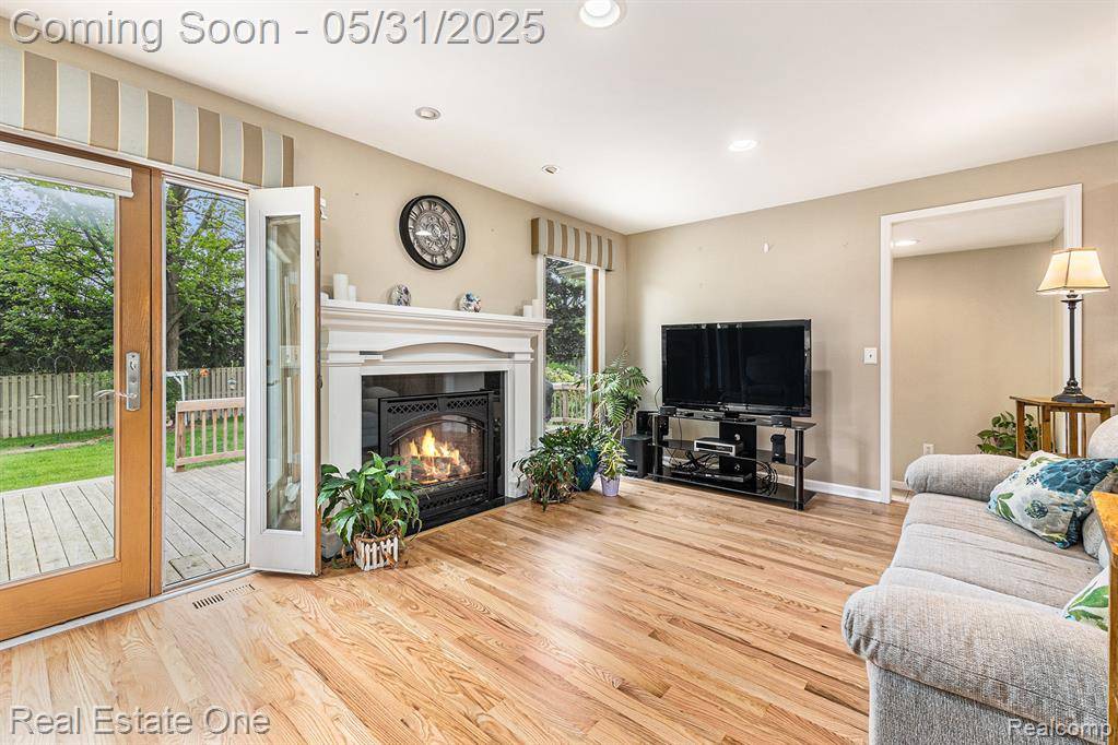 Rochester Hills, MI 48309,3714 DONLEY Avenue