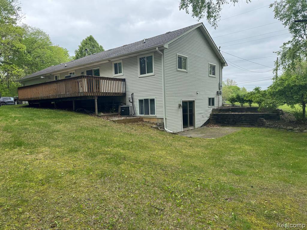 Holly, MI 48442,886 E ROSE Street