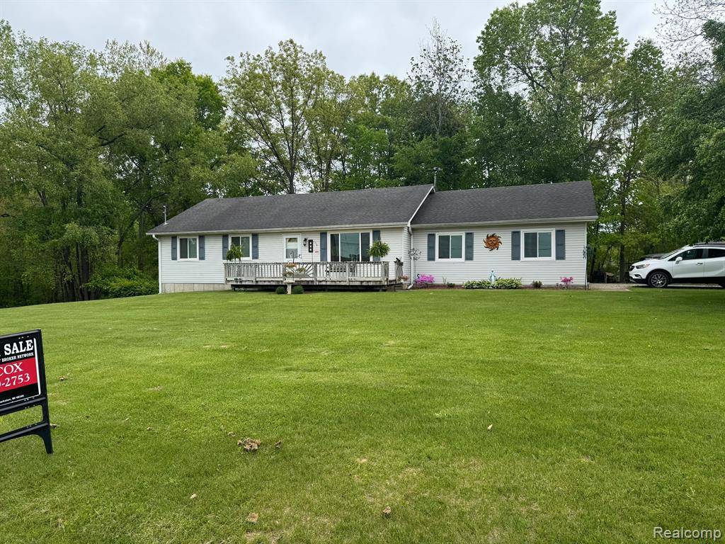 Holly, MI 48442,886 E ROSE Street