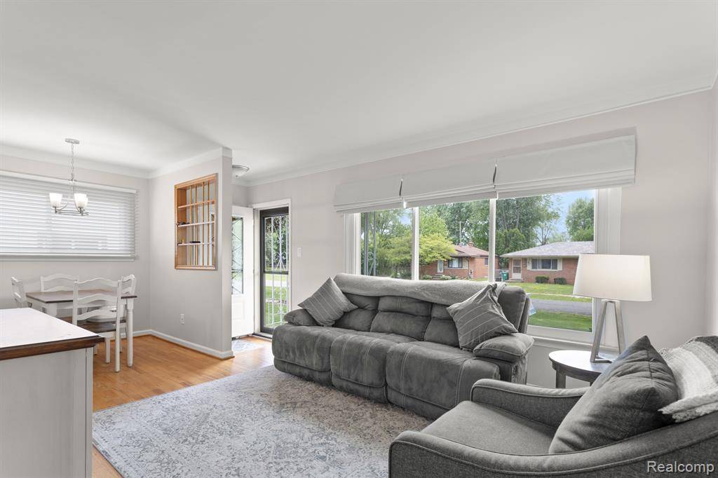 Garden City, MI,33066 BROWN Street