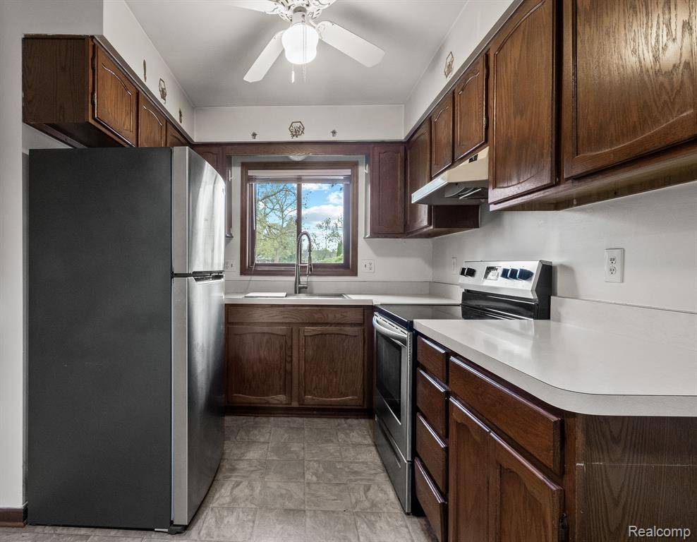 Highland, MI,2289 N MILFORD Road