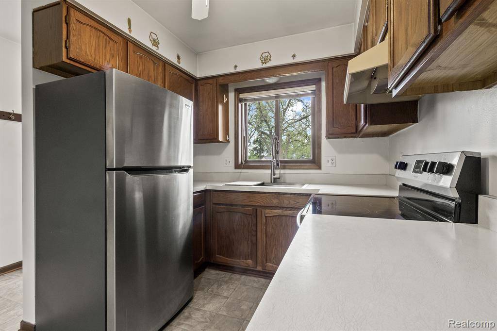 Highland, MI,2289 N MILFORD Road